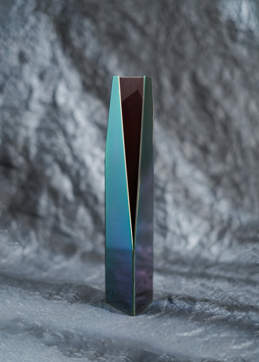 Slit Vase / KAKU Beetle Mirror