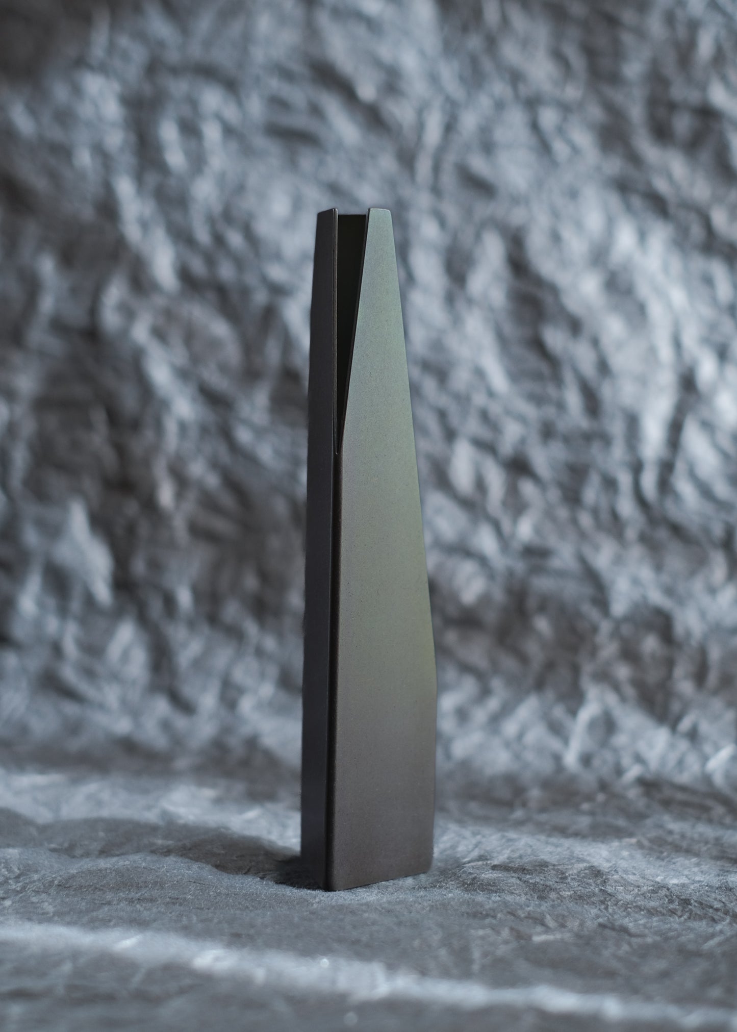 Slit Vase / KAKU Beetle Vintage