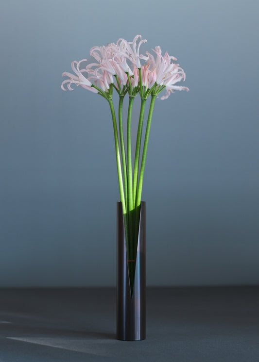 Slit Vase / EN Neon Satin