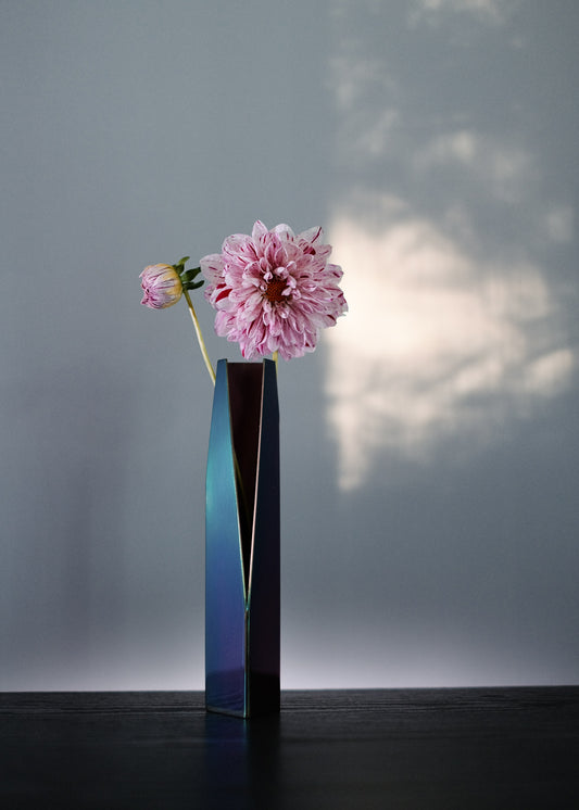 Slit Vase / KAKU Beetle Mirror